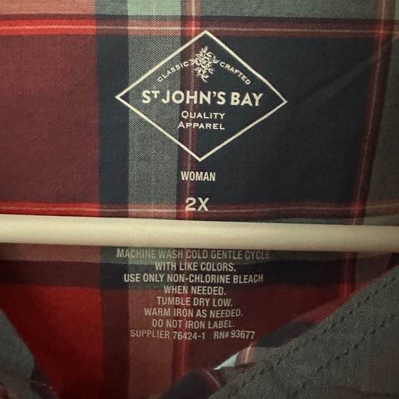 St Johns Bay Women 2X red and blue flannel long sleeve shirt - Picture 5 of 6